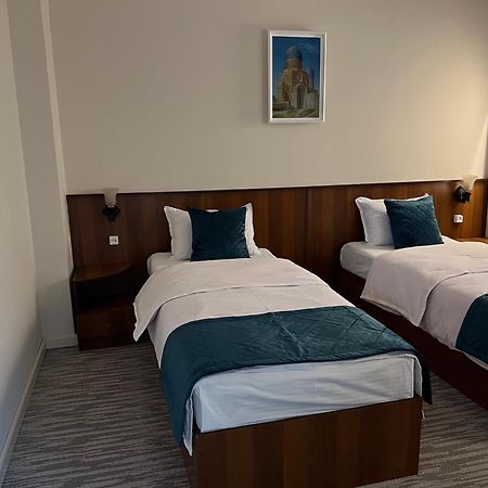 Hotel Shakhname ซามาร์คันด์ ภายนอก รูปภาพ